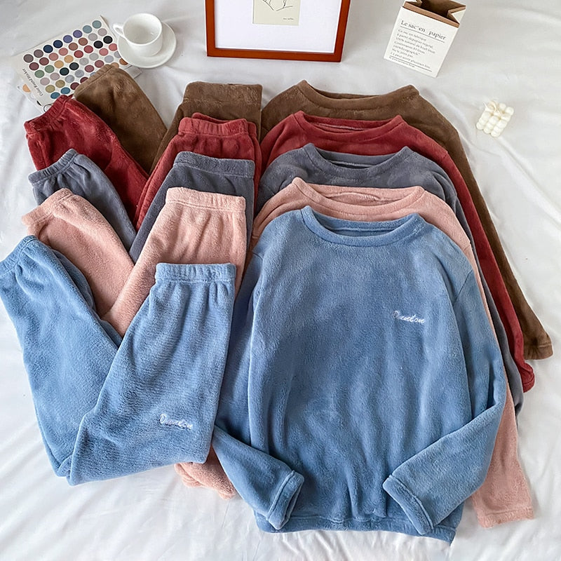 Winter Soft Velvet Pajamas Set